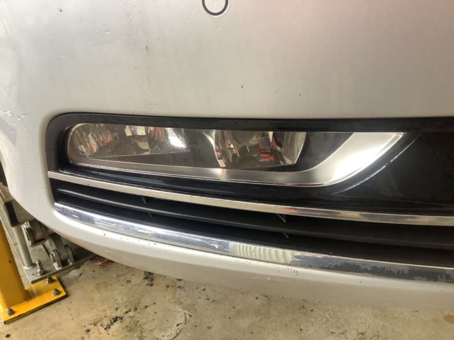 Tåkelykt høyre foran til VW Passat, 2011-2015 (B7) (B7) (VOLKSWAGEN|3AA 941 662 F)
