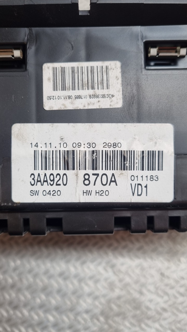 Instrumentpanel til VW Passat 2011-2015 (B7) (B7) (VOLKSWAGEN|3AA920870A|3AA 920 870 A)