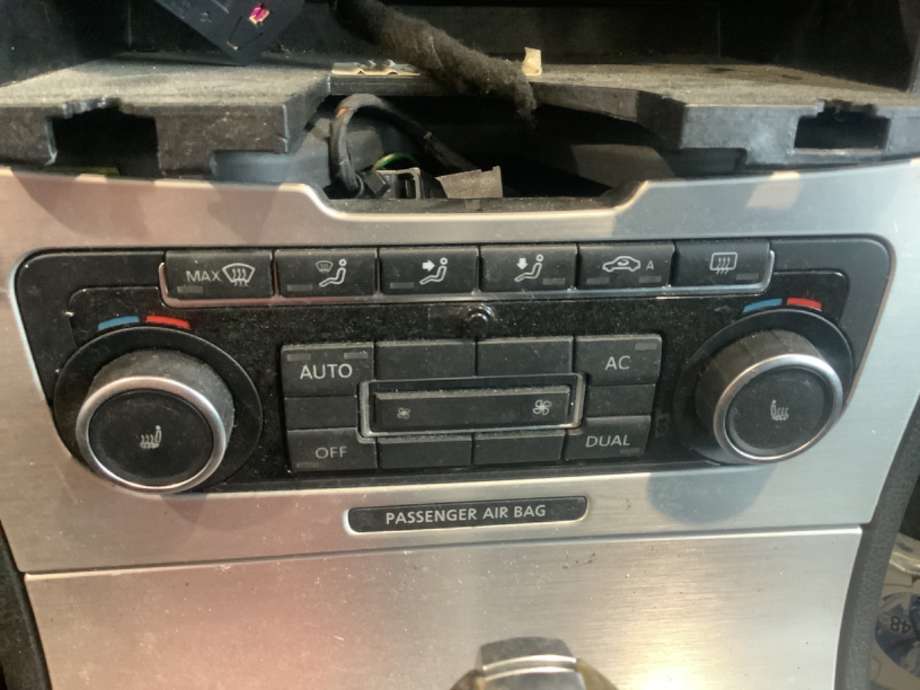 Varmeapparat betjening til VW Passat, 2011-2015 (B7) (B7) (VOLKSWAGEN|5K0907044GK)