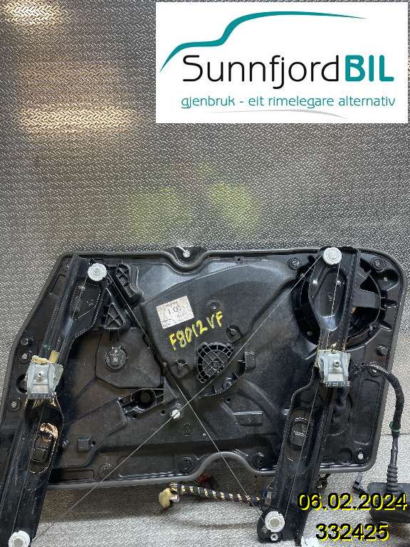 Ruteheis til VW Golf VI, 2008-2012  (VOLKSWAGEN|5K0837461D)
