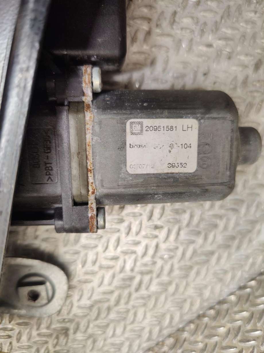 Ruteheis venstre til Opel Zafira Tourer 2012-2018 (OPEL|13369285|20951581)