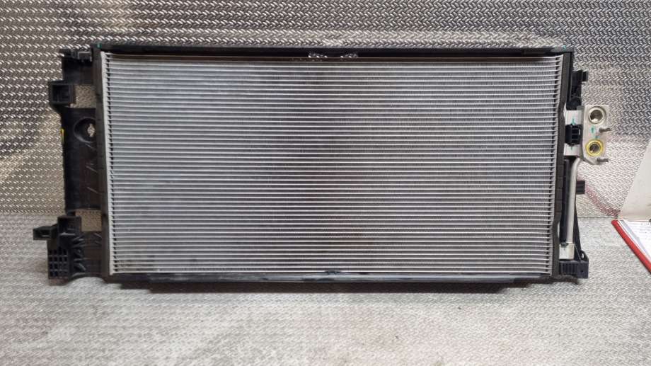 Aircondition radiator til Polestar 2 2020-->>  (31686551|)