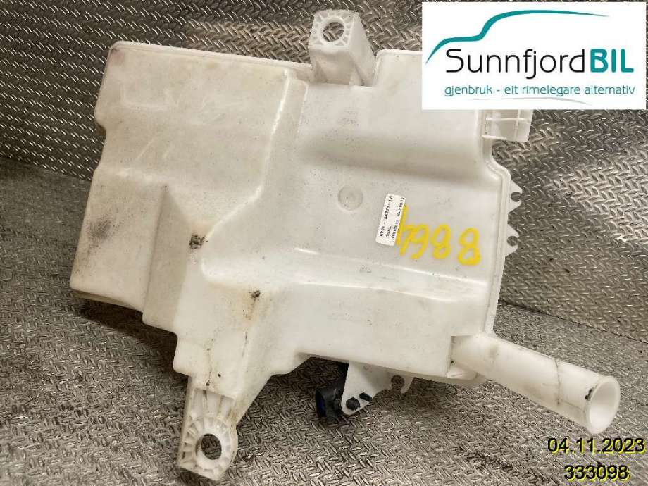 Spylertank til Ford Focus 2011-2014 (Type III, Fase 1)  (FORD|2266980|BV6113K175ED|BV6113K175EA)