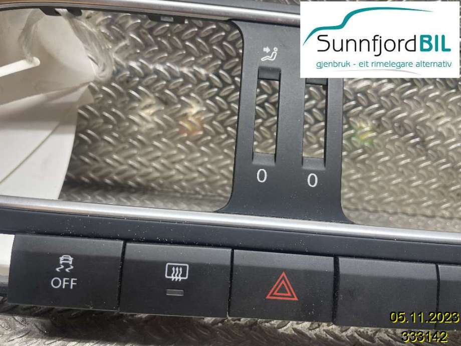 Bryter rutevarme til VW Polo, 2009-2014 (Type V, Fase 1)  (VOLKSWAGEN|6R0959621A)