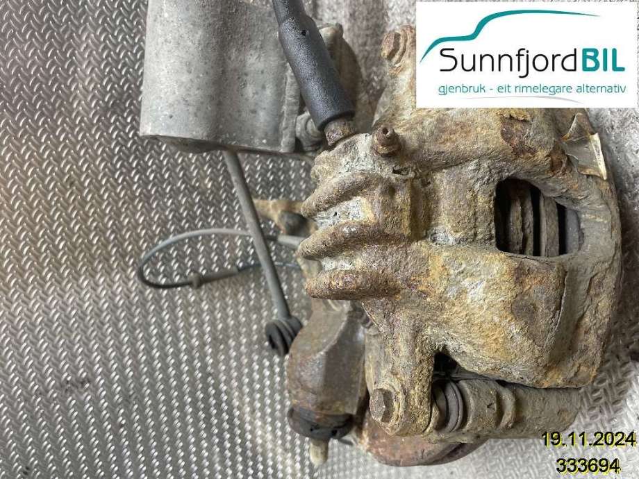 Bremsecaliper venstre foran til Peugeot 3008 2009-2016 (Type I)  (PEUGEOT|4401N8|)
