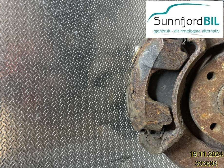 Bremsecaliper venstre foran til Peugeot 3008 2009-2016 (Type I)  (PEUGEOT|4401N8|)
