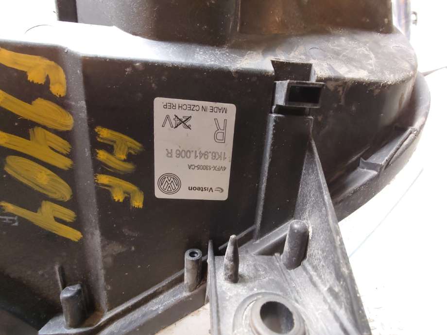 Frontlykt høyre halogen til VW Golf V, Combi 2003-2008  (VOLKSWAGEN|1K6941030C|1K6 941 006 C|1K6941006R)