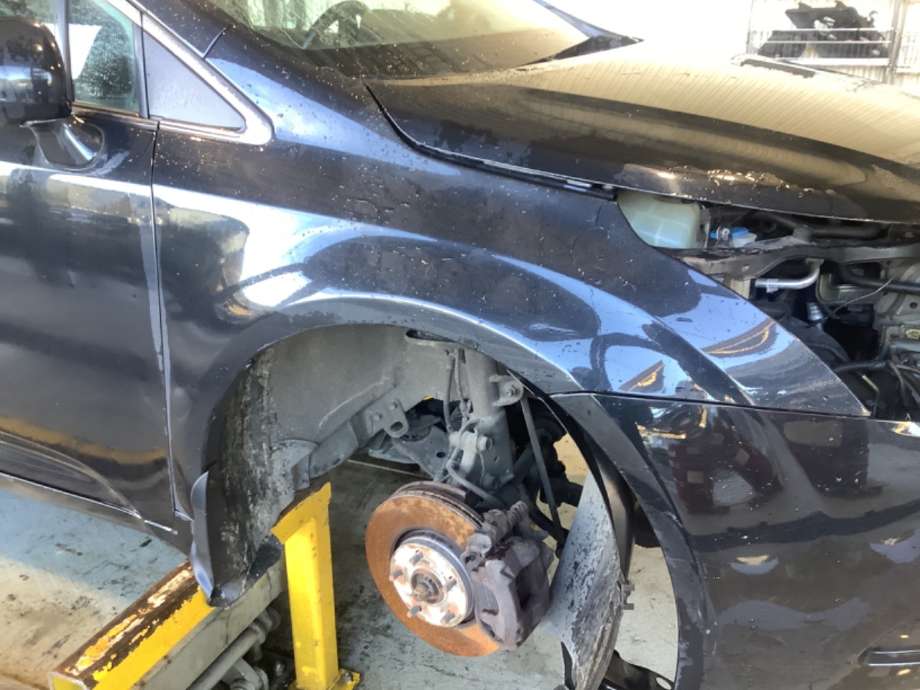 Skjerm høyre foran til Toyota Avensis, 2009-2015 (Type III, Fase 1)  (TOYOTA|5380105020)