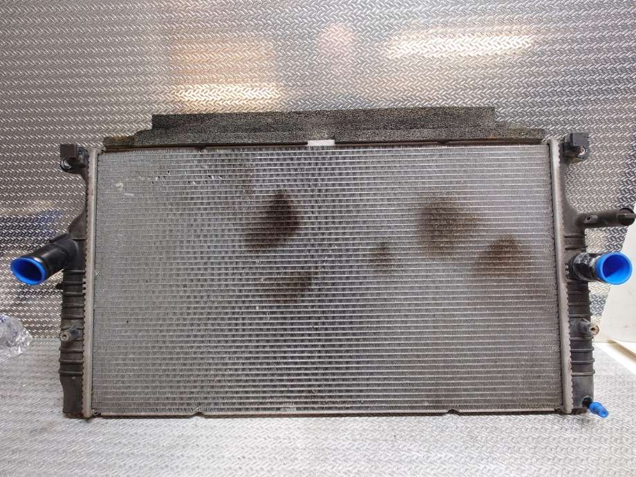 Radiator (manuell gir) til Toyota Avensis, 2009-2015 (Type III, Fase 1)  (TOYOTA|164000R061)