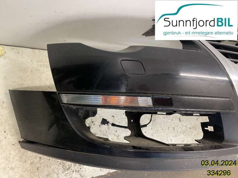 Støtfanger foran til VW Passat 2005-2010 (B6) (B6) (VOLKSWAGEN|3C0 807 217 E|3C0807217E|)