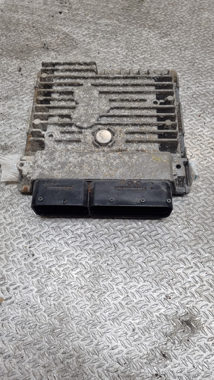 Styreenhet motor til VW Golf VI 2008-2012  (VOLKSWAGEN|03L906023HM|)