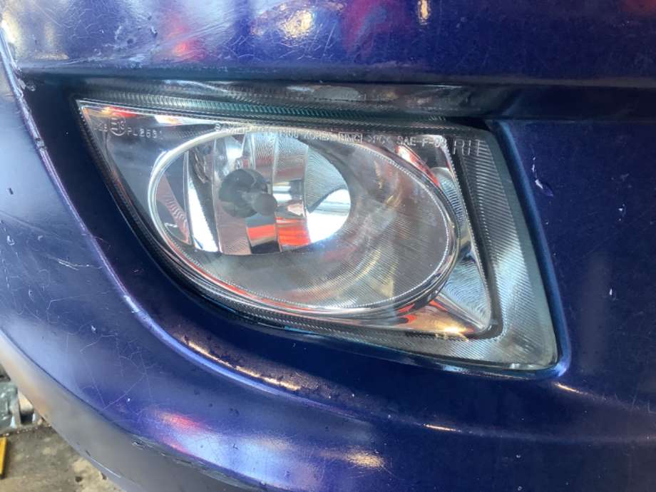 Tåkelykt høyre foran til Hyundai i30, 2007-2012 (Type I)  (HYUNDAI|922012L000)