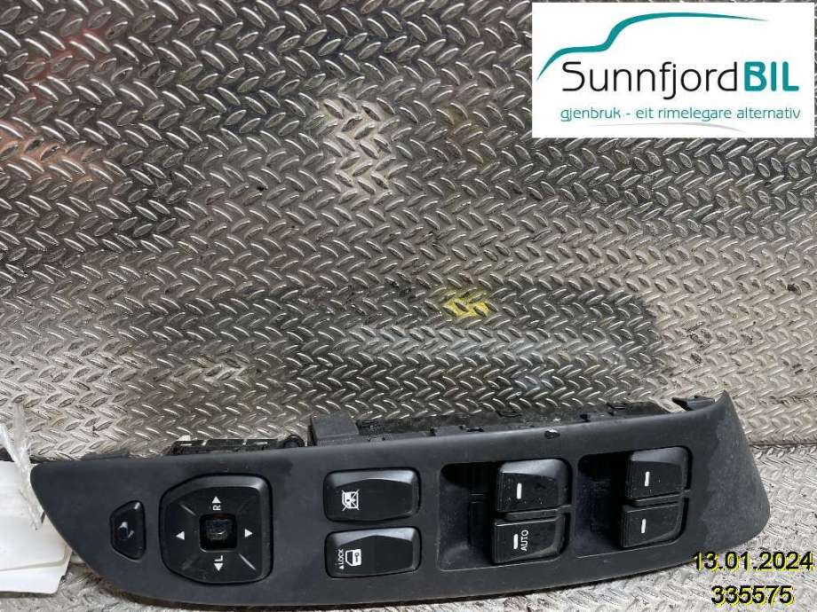 Bryter ruteheis til Hyundai Ix35, 2010-2015  (HYUNDAI|935702Y0109P)