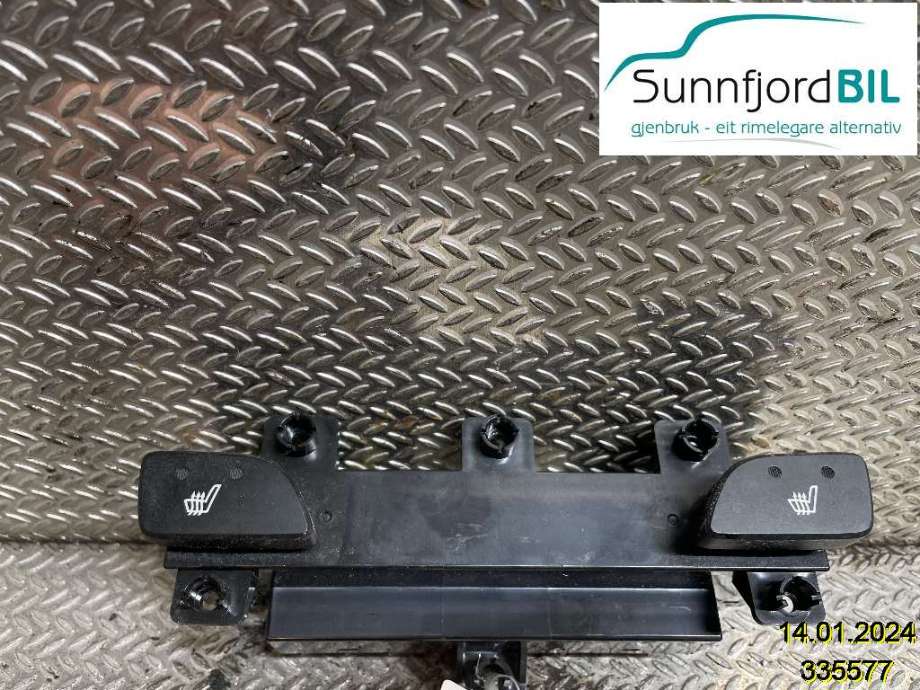 Bryter setevarme til Hyundai Ix35, 2010-2015  (HYUNDAI|933102S000TAN)