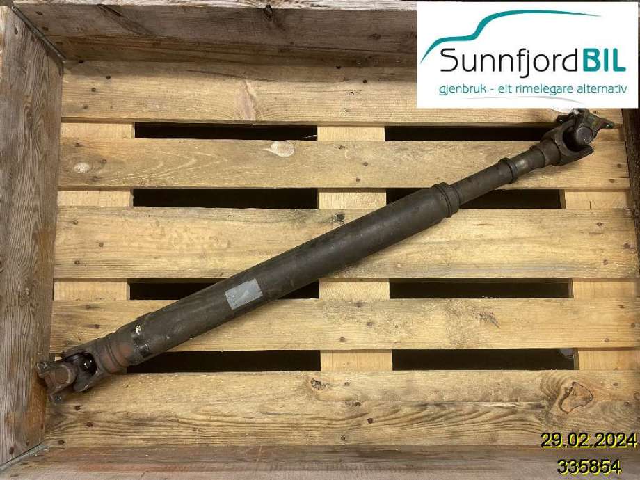 Mellomaksel til Toyota Land Cruiser 120, 2002-2009  (TOYOTA|3711060A00)