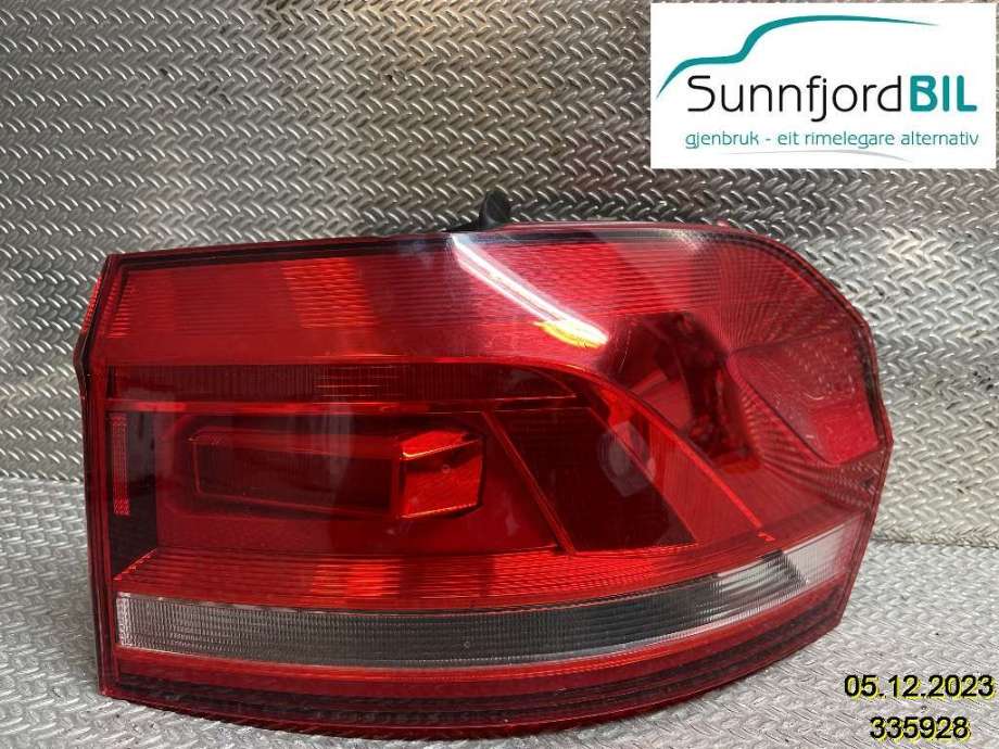 Baklykt høyre til VW Touran, 2015-2021 (Type II)  (5TA945096D)