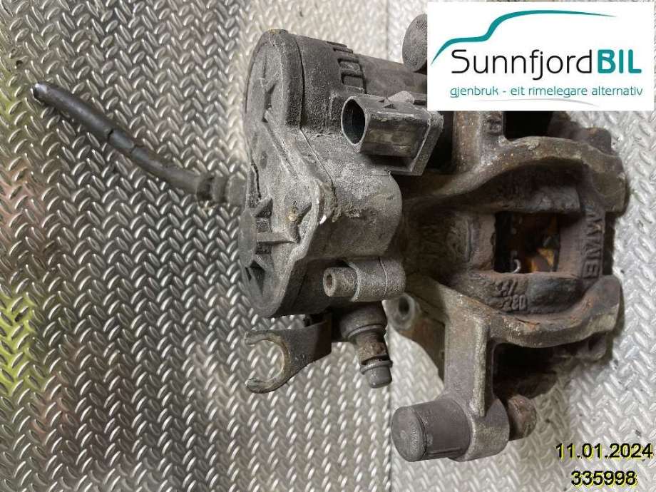 Bremsecaliper venstre bak til BMW 2-Serie 2014-2021 (F22/F23) (F22/F23) (BMW|34 20 6 883 025|34206883025|)