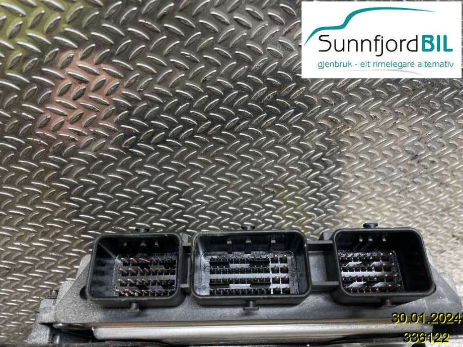 Styreenhet motor til Peugeot Partner 2008-2015 (Type II, Fase 1)  (PEUGEOT||9664843780|0281013872)