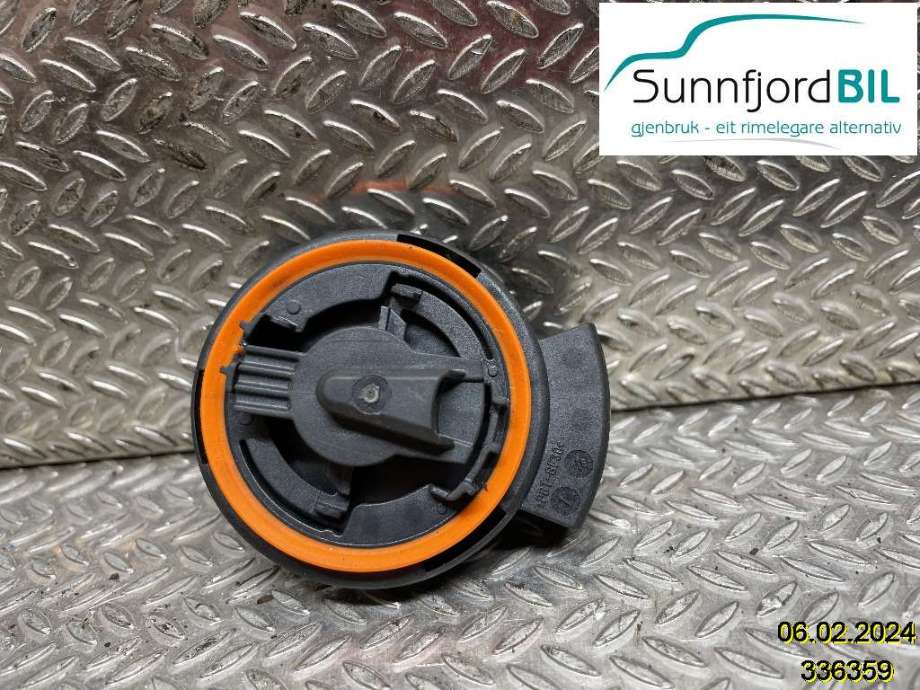 Sensor diverse til Audi A4 2015-2019 (Type V, Fase 1) (B9) (B9) (AUDI|4M0 955 557 A|4M0955557A|)