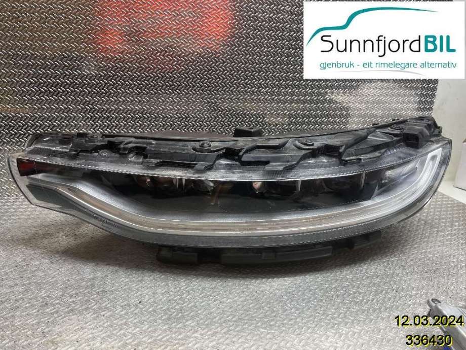 Frontlykt venstre halogen til Kia e-Soul 2019-->> (Type III)  (KIA|92101J2020|)