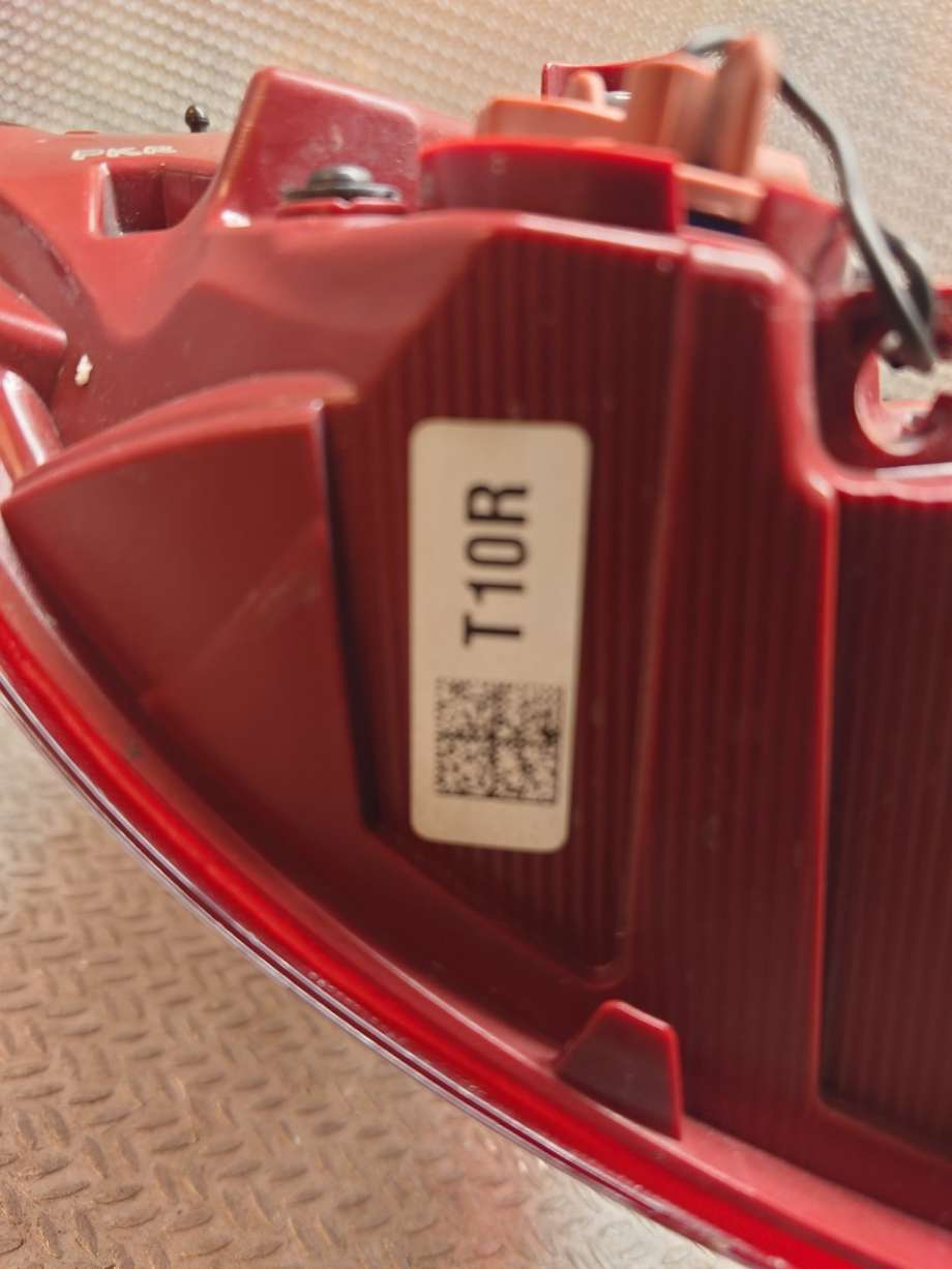 Baklykt høyre til Kia e-Soul 2019-->> (Type III)  (KIA|92402K0100|)