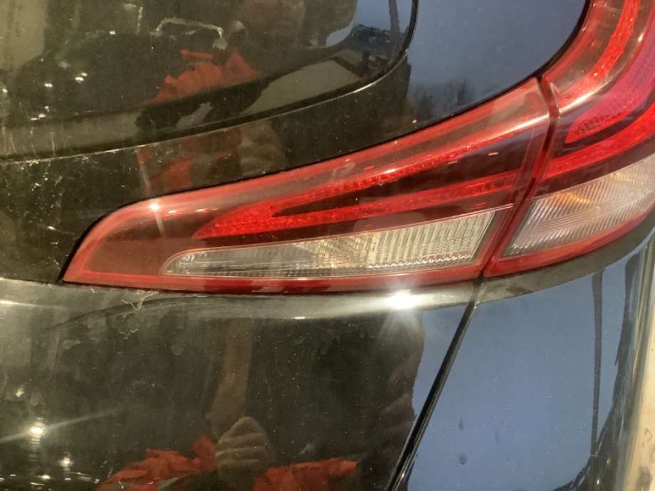Baklykt høyre indre til Kia e-Soul, 2019-->> (Type III)  (KIA|92404K 0100)