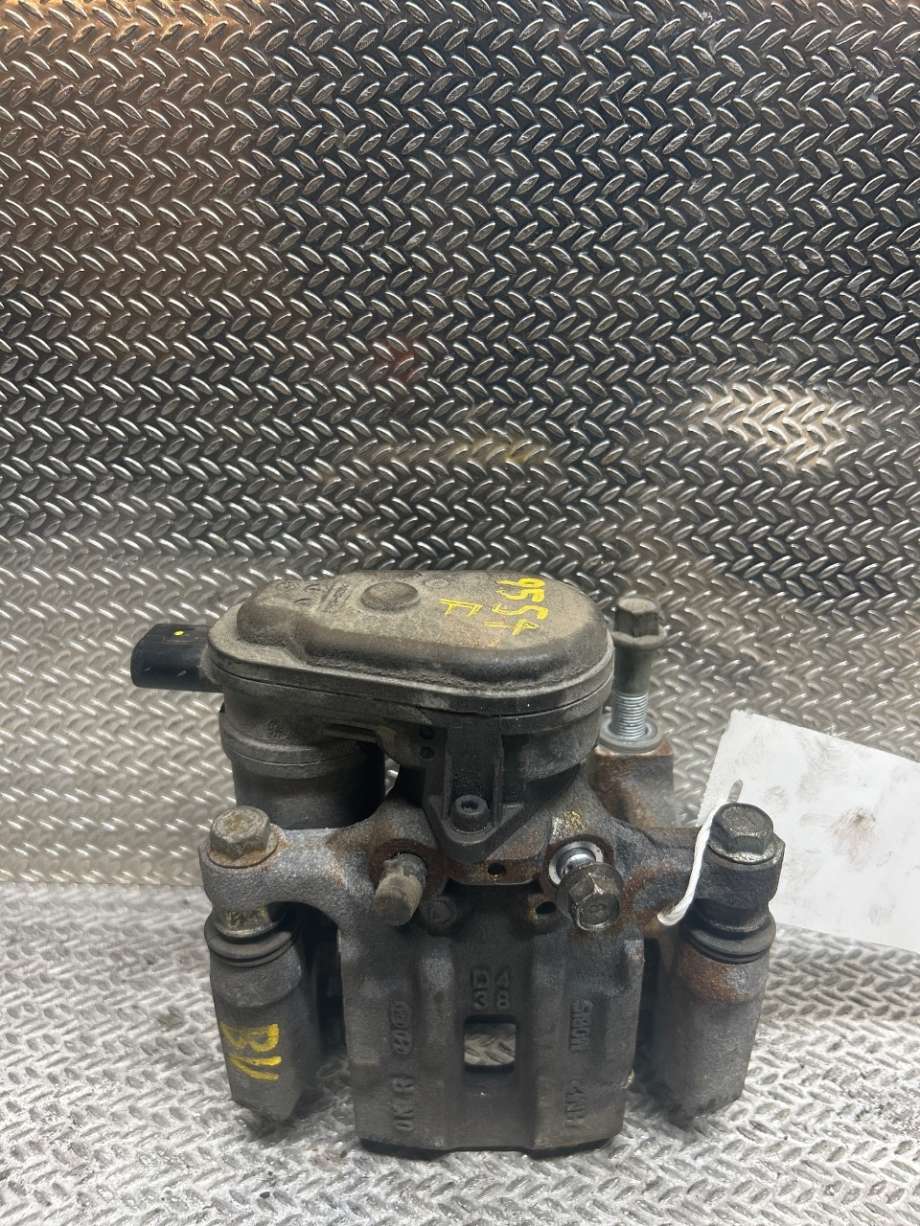 Bremsecaliper venstre bak til Kia e-Soul 2019-->> (Type III)  (KIA|58210K4100|)