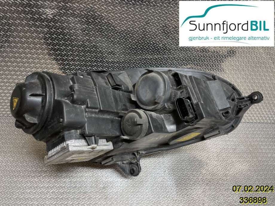 Frontlykt venstre xenon til VW Golf V, Combi 2003-2008  (VOLKSWAGEN|1K6 941 039|)