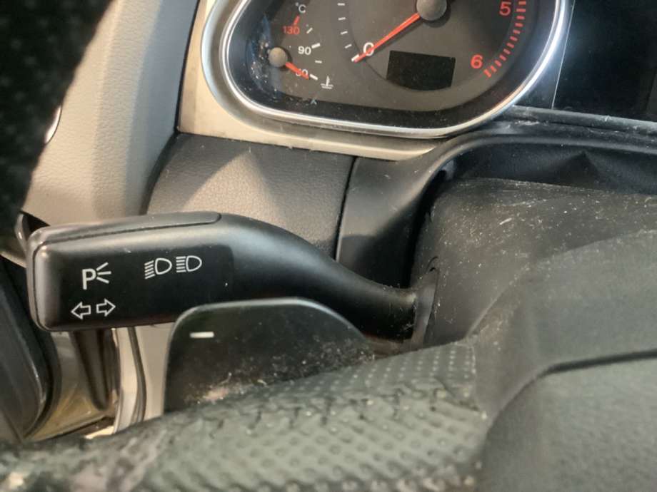 Bryter blink til Audi Q7, 2006-2010 (Type I, Fase 1)  (AUDI|)