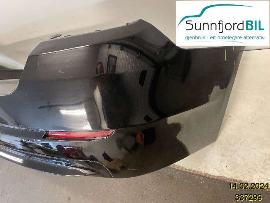 Støtfanger bak til BMW 5-Serie 2010-2017 (F10/F11) (F10/F11) (BMW|51 12 7 238 521|)