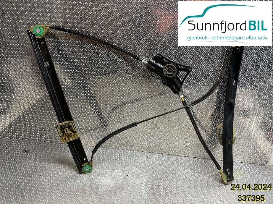 Ruteheis til Audi A6, 2011-2014 (Type IV, Fase 1) (C7) (C7) (AUDI|4G0 837 462)