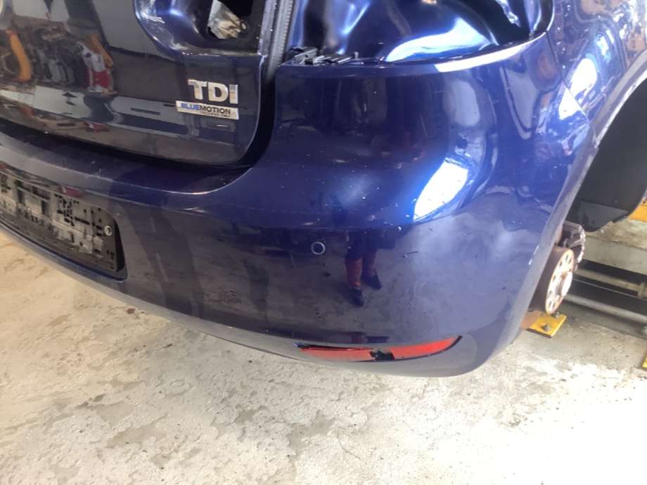 Støtfanger bak til VW Golf VI 2008-2012  (VOLKSWAGEN|5K6 807 417|5K6 807 421|)
