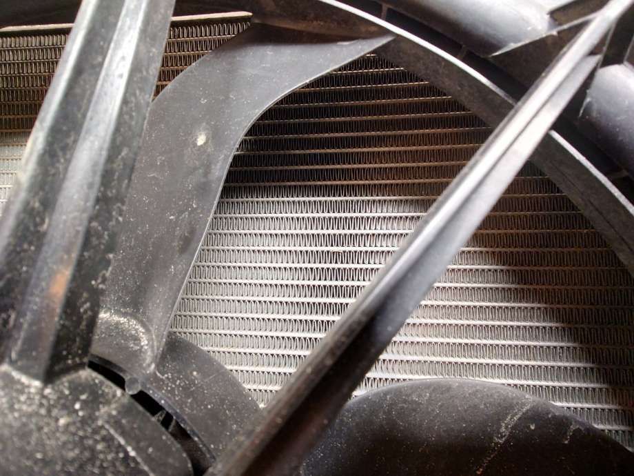 Radiator (manuell gir) til VW Golf VI, 2008-2012  (VOLKSWAGEN|1K0121251AB)