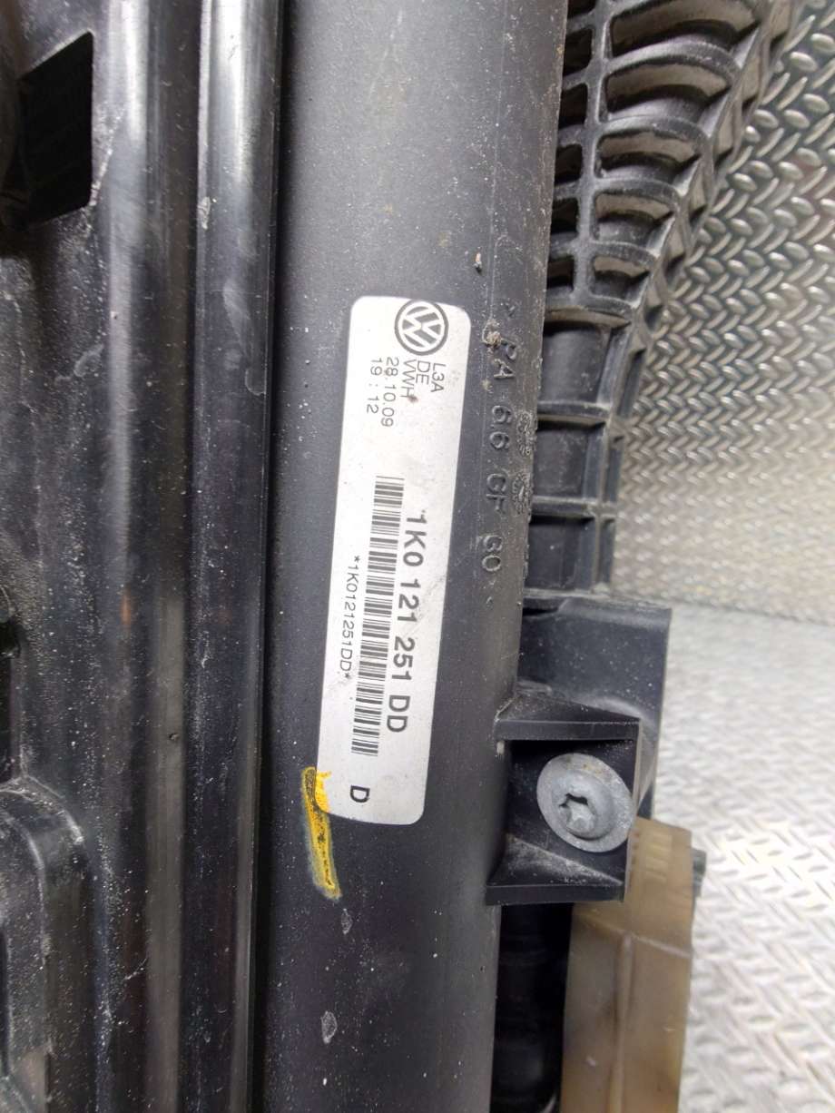 Radiator (manuell gir) til VW Golf VI 2008-2012  (VOLKSWAGEN|1K0121251AB|1K0121251DM|1K0121251DD)