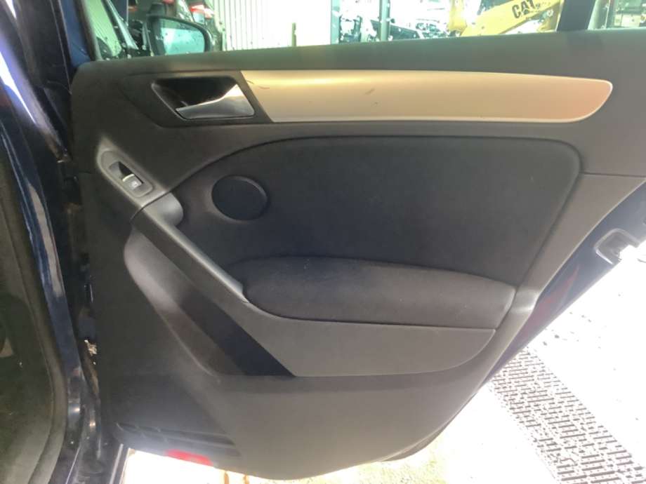 Dørtrekk høyre til VW Golf VI, 2008-2012  (VOLKSWAGEN|)