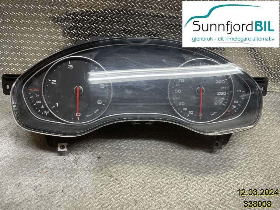 Instrumentpanel til Audi A6 2011-2014 (Type IV, Fase 1) (C7) (C7) (AUDI|4G8920932H|)