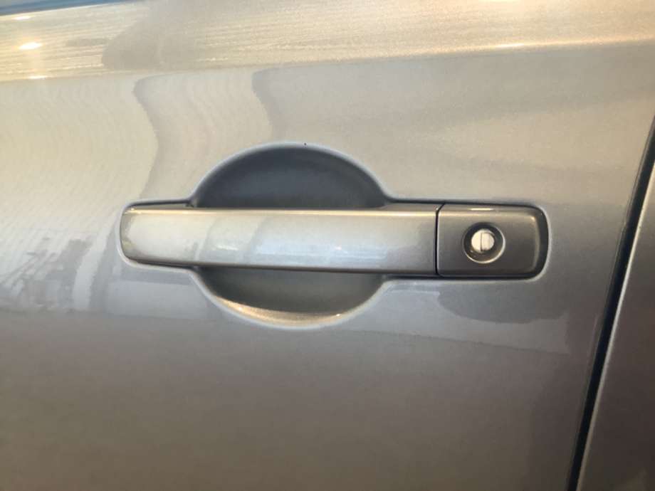 Dørhåndtak utv venstre foran til Nissan Qashqai, 2010-2014 (Type I, Fase 2) (NISSAN|)