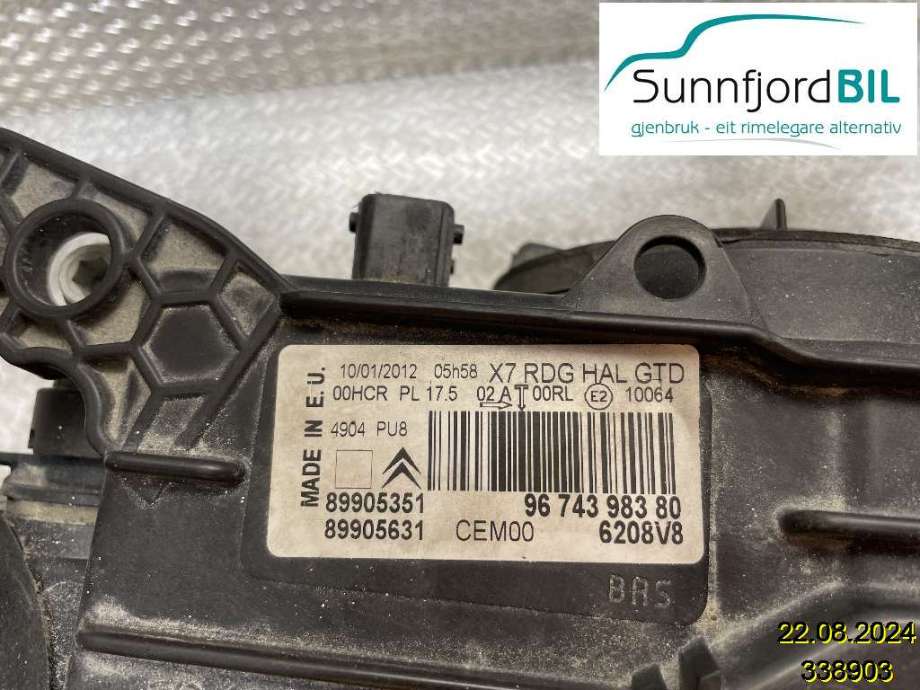 Frontlykt venstre halogen til Citroën C5 2008-2017 (Type II)  (CITROEN|6208 V8||89905351)