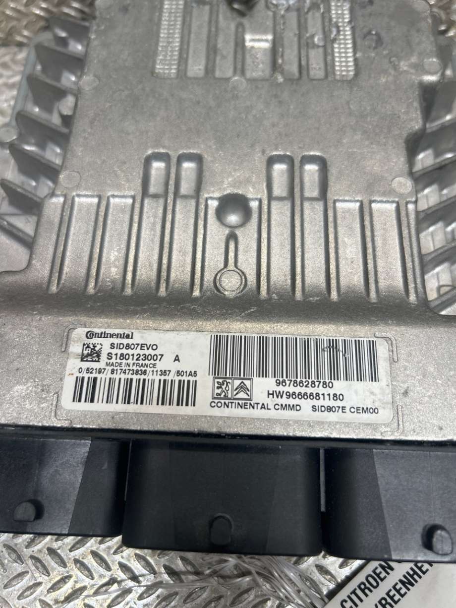 Styreenhet motor til Citroën C5 2008-2017 (Type II)  (CITROEN|1944 C3|SID807EVO|9678628780)