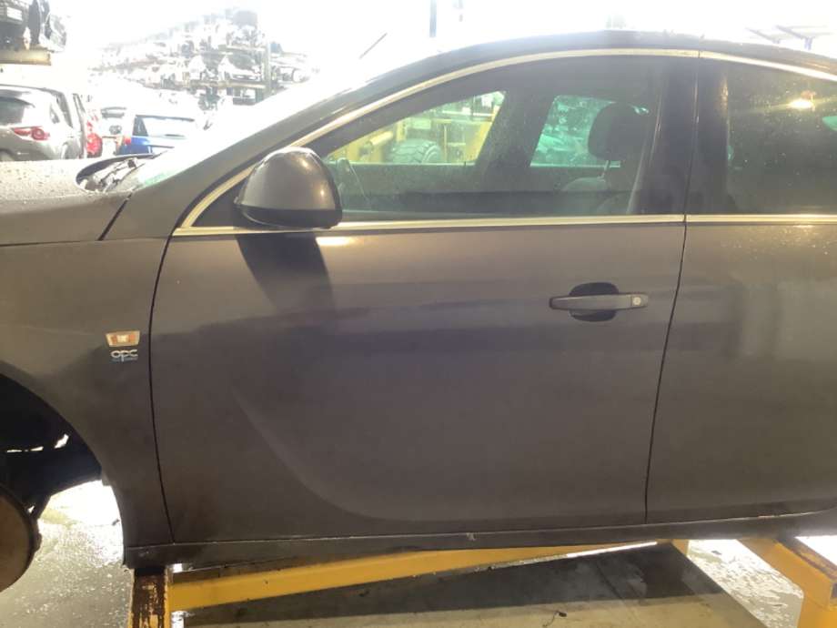 Dør venstre foran til Opel Insignia A, 2009-2014 (OPEL|22796395)