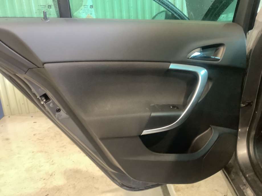 Dørtrekk venstre til Opel Insignia A, 2009-2014 (OPEL|)