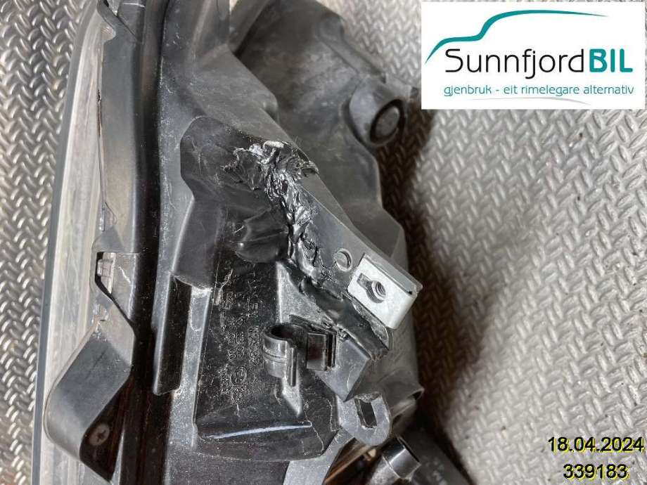 Frontlykt venstre xenon til Honda CR-V 2012-2018 (Type IV)  (HONDA|33151T1GG61||5QEK4A2L4U3B)