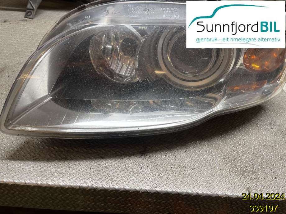 Frontlykt venstre xenon til Audi A4 2004-2008 (Type III) (B7) (B7) (0 301 219 271|8E0 941 029 AS|8E0941003AM)