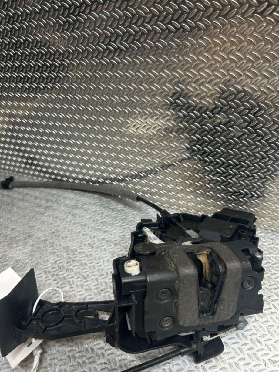 Låsekasse venstre til Ford S-Max 2006-2010 (Type I, Fase 1)  (FORD|1791422|6M2AR26413BD|)