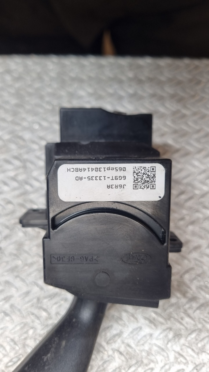 Bryter blink til Ford Galaxy 2007-2010 (Type III, Fase 1)  (FORD|6G9T13335-AD||J6R3A)