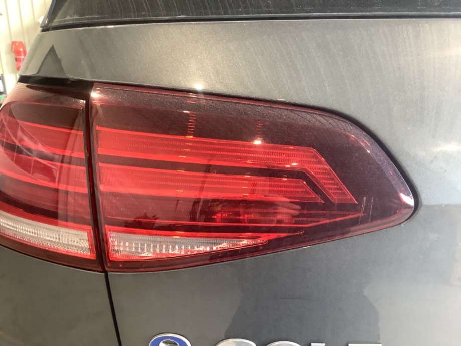 Baklykt venstre indre til VW e-Golf, 2017-2020 (Fase 2)  (VOLKSWAGEN|5G0 945 093 AG)