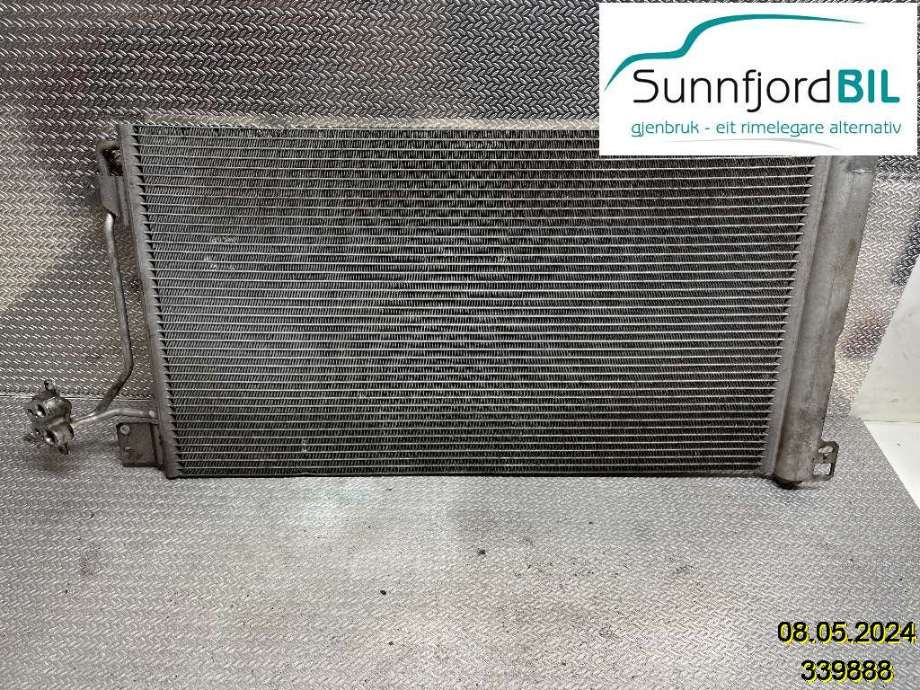 Aircondition radiator til VW Transporter / Caravelle, 2003-2009 (Fase 1) (T5) (T5) (VOLKSWAGEN|7H080411E)