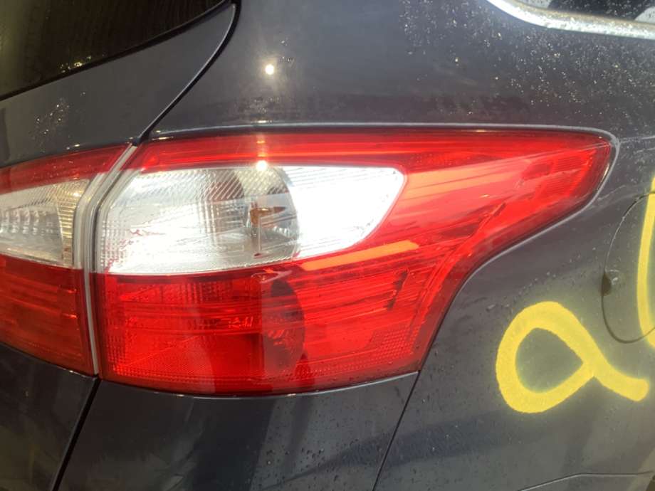 Baklykt høyre til Ford Focus, 2011-2014 (Type III, Fase 1)  (FORD|BM51-13404-HG)