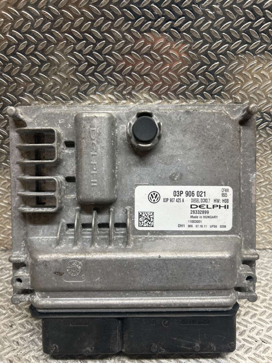 Styreenhet motor til VW Polo, 2009-2014 (Type V, Fase 1)  (VOLKSWAGEN|03P906021)