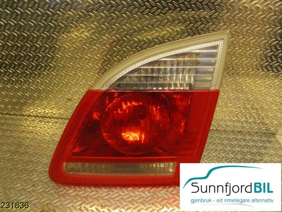 Baklykt høyre indre til BMW 5-Serie 2003-2010 (E60/E61) (E60/E61) (BMW|63 21 7 165 830|)